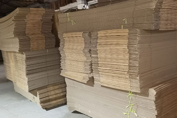 調壓器,變頻電源,隔離變壓器,三相變壓器,干式變壓器,醫用隔離變壓器 調壓器,變頻電源,隔離變壓器,三相變壓器,干式變壓器,醫用隔離變壓器